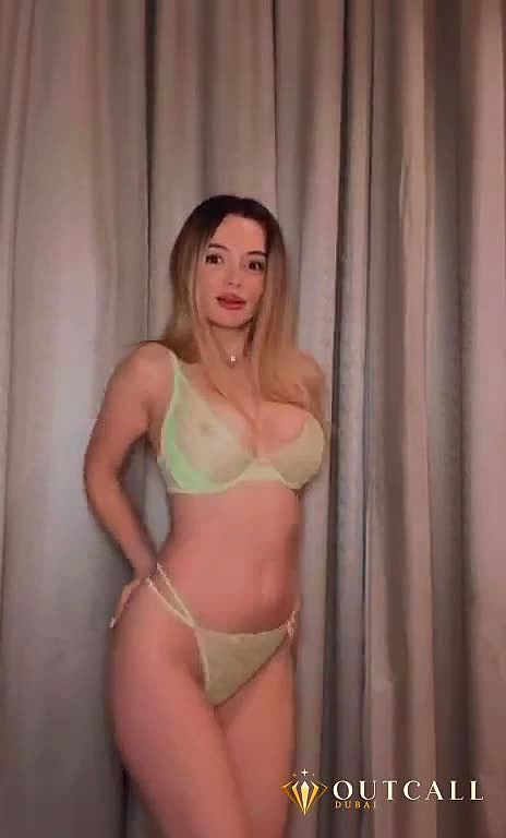 Suzanna Video Background