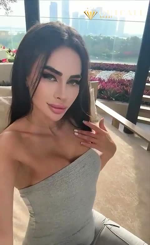Mariam Video Background