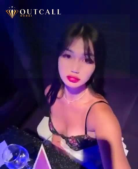 Lisa Video Background
