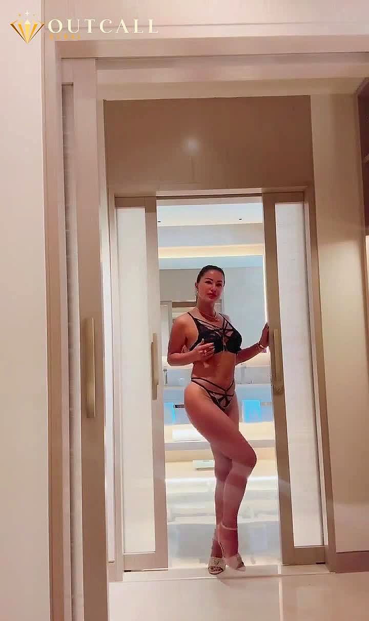 Alina Video Background