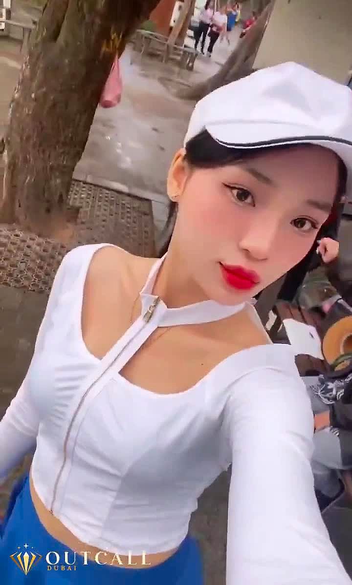 Emily Video Background