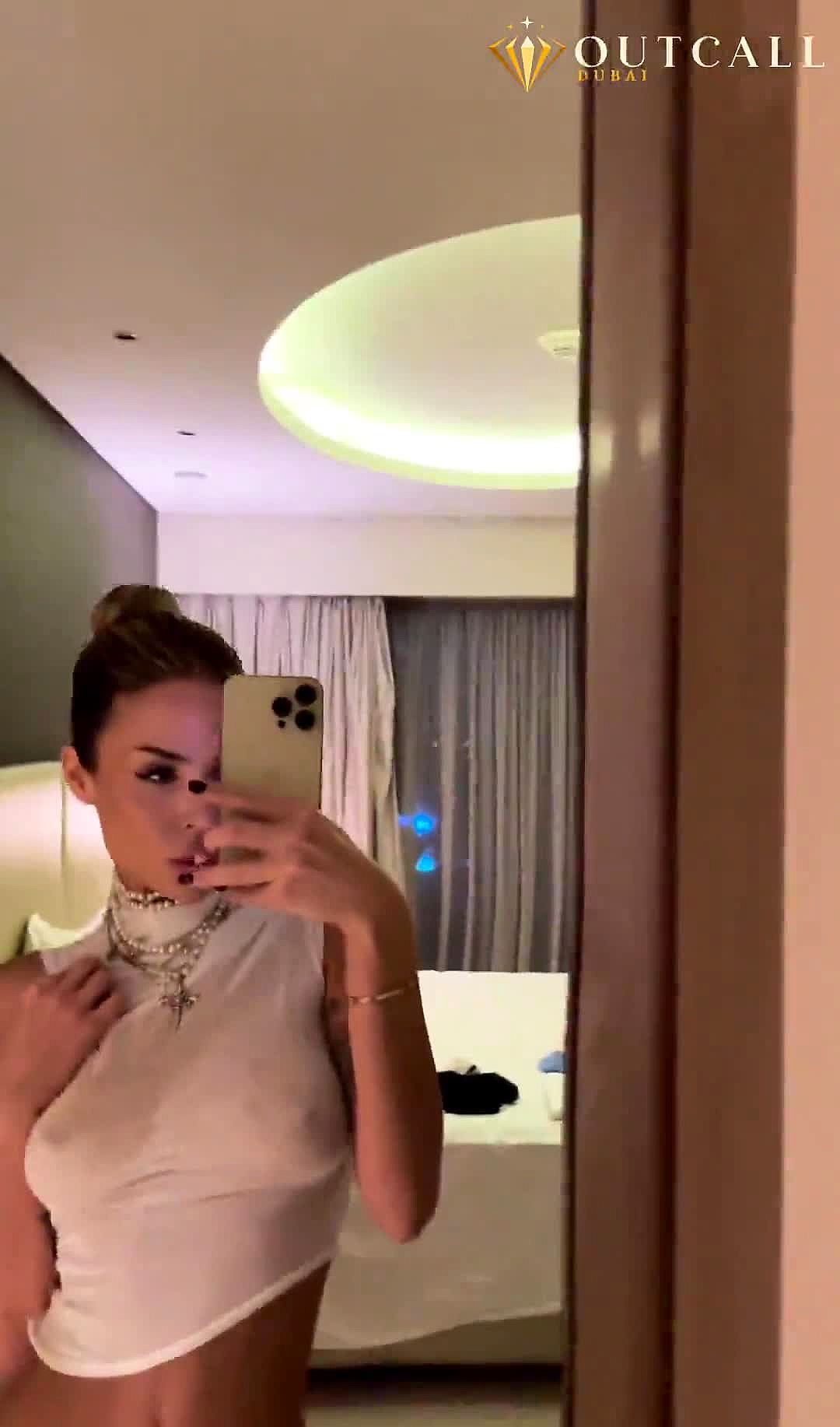 Leya Video Background