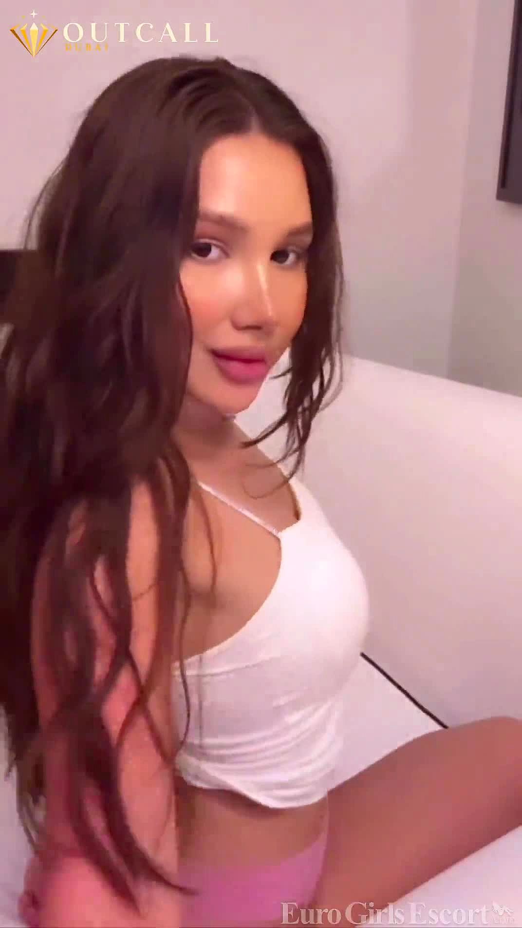 Tanisha Video Background