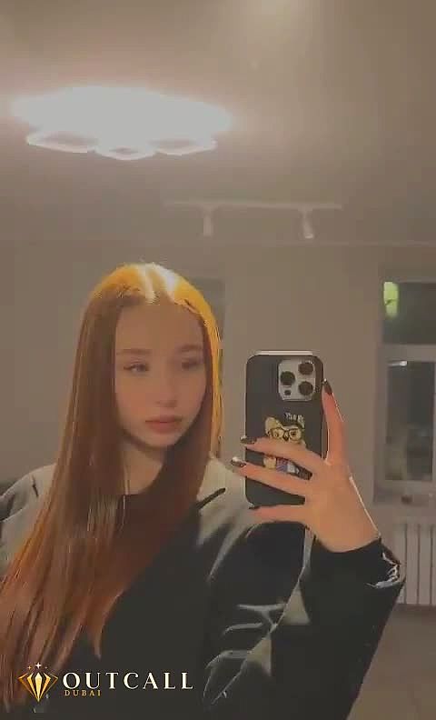 Amaris Video Background