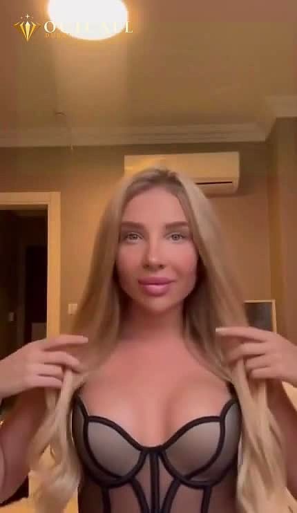 Anna Video Background