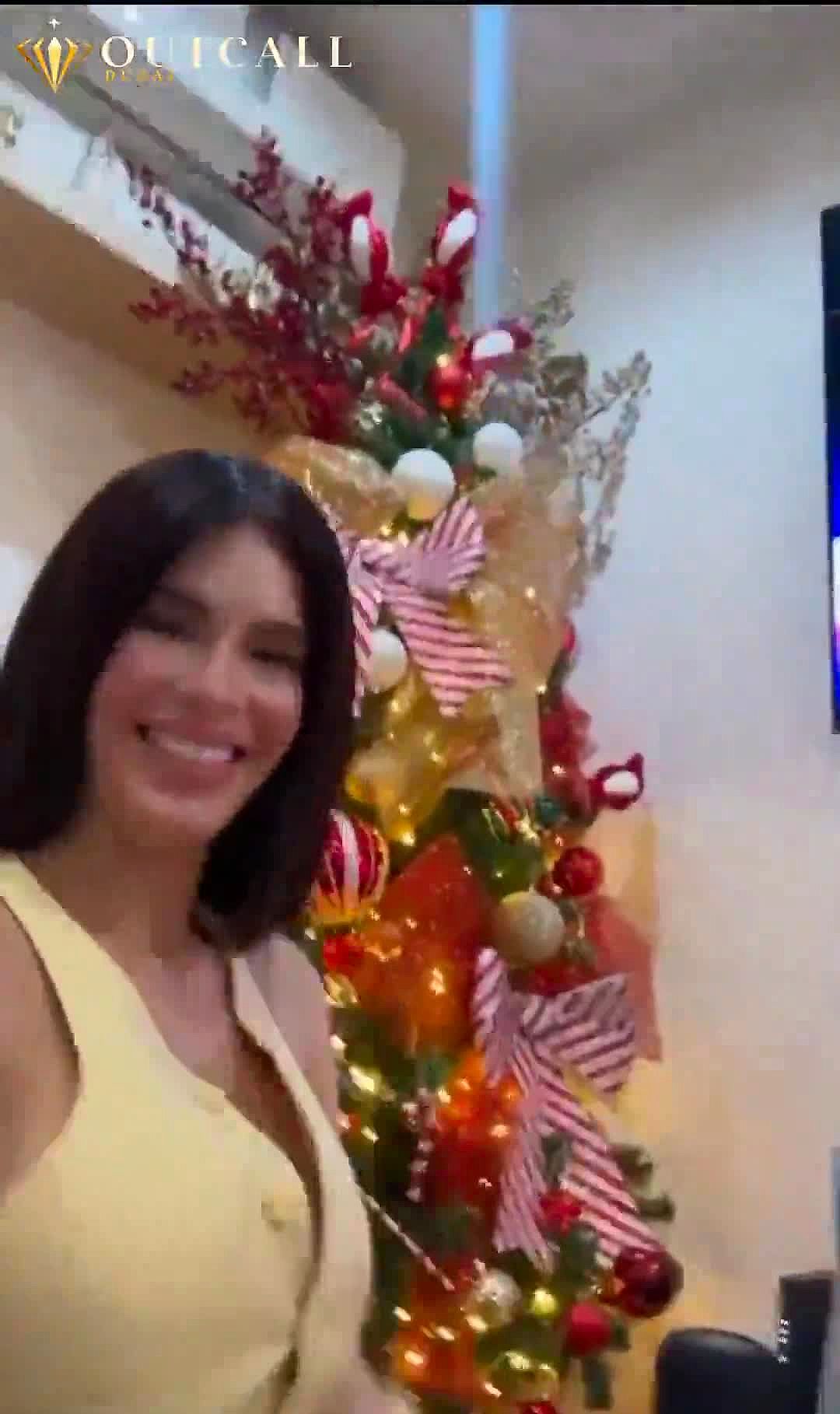 Melanie Video Background