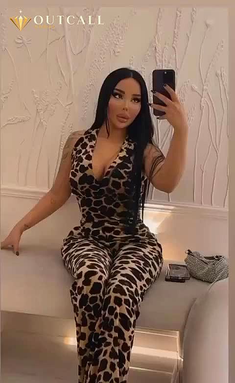 Aliya Video Background