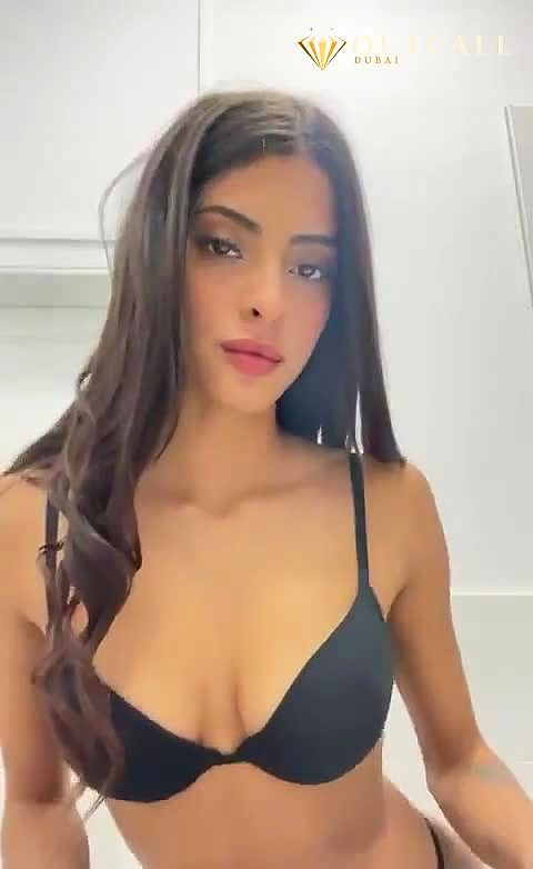 Nicole Video Background