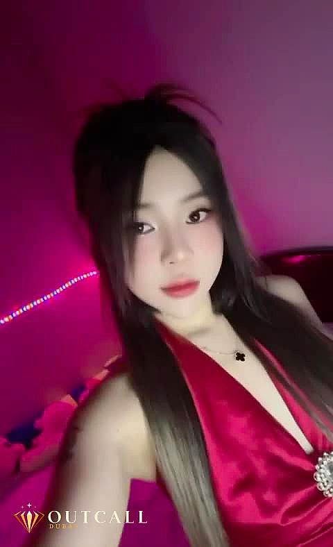 Lucy Video Background