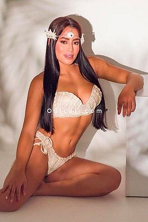 Dahila - Dubai Escorts