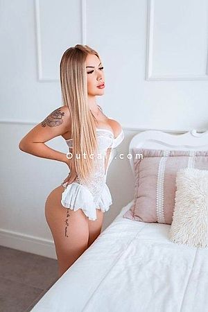 Elvira - Dubai Escorts