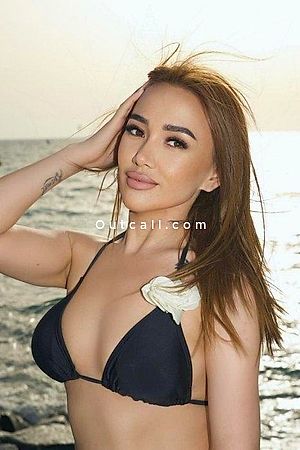 Lia - Dubai Escorts
