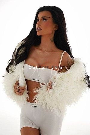 Aliya - Dubai Escorts