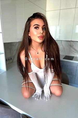Caroline - Dubai Escorts