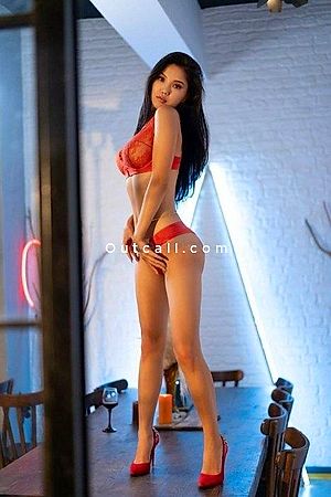 Ella - Dubai Escorts
