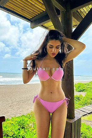 Rebekka - Dubai Escorts