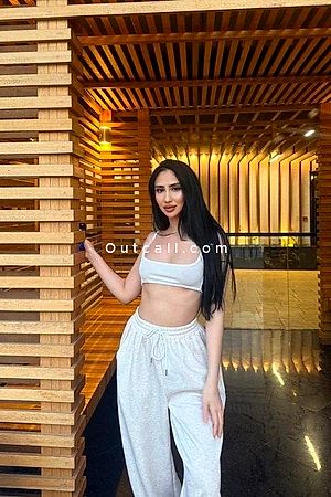 Nahla - Dubai Escorts