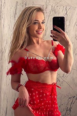 Mira Bernard - Dubai Escorts