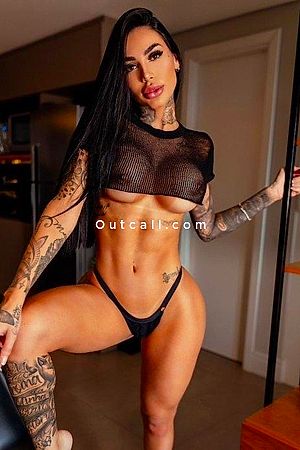 Victoria - Dubai Escorts