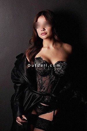 Saroj - Dubai Escorts