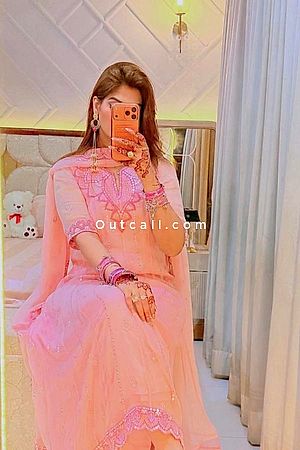 Zoya – Elegant Indian Beauty - Dubai Escorts