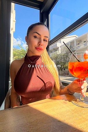 Bella - Dubai Escorts