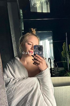 Ilona - Dubai Escorts