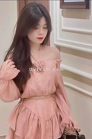 Lisa Duong - Dubai Escorts