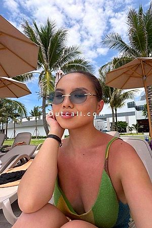 Tina - Dubai Escorts