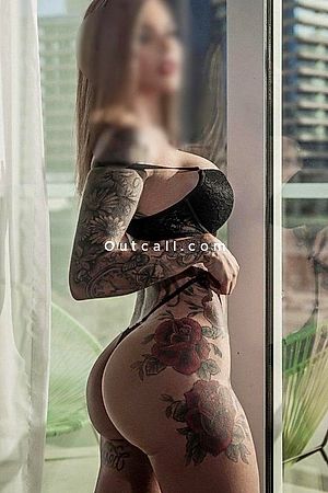 Victoria Ferrari essence of pleasure - Dubai Escorts