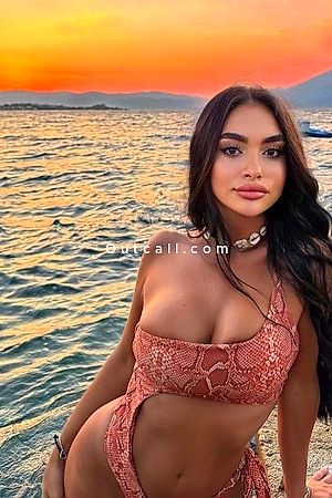Lana - Dubai Escorts