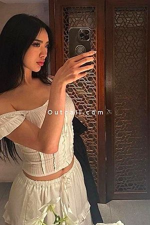 Helen - Dubai Escorts