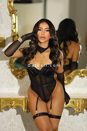 Karol - Dubai Escorts