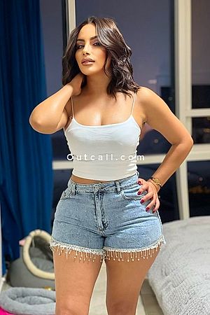 Emy Tuni - Dubai Escorts