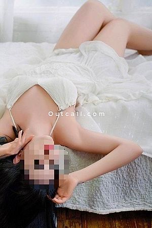 Selene - Dubai Escorts