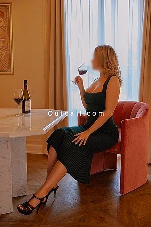 Annika Sofia - Dubai Escorts