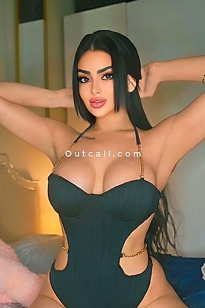 Celine - Dubai Escorts