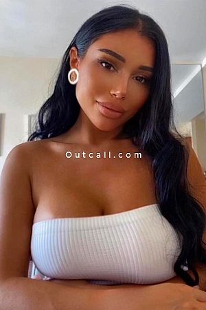 Leila High Class - Dubai Escorts