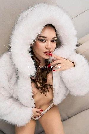 Lola - Dubai Escorts