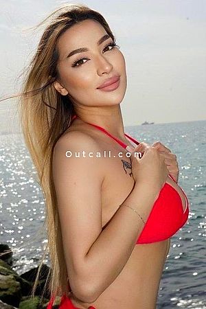 Aishe - Dubai Escorts