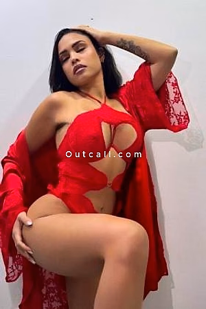 Xandie - Dubai Escorts