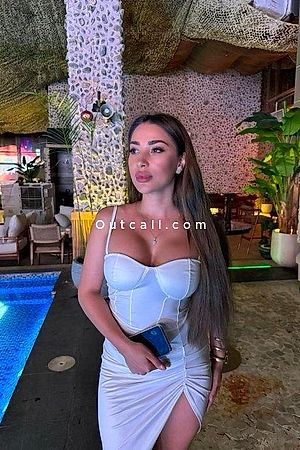 Lara - Dubai Escorts