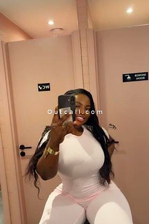 Merry - Dubai Escorts