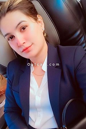 Sonam Kaur - Dubai Escorts